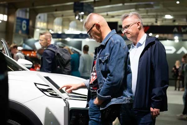 JAC Shines at 2025 Poznań Motor Show